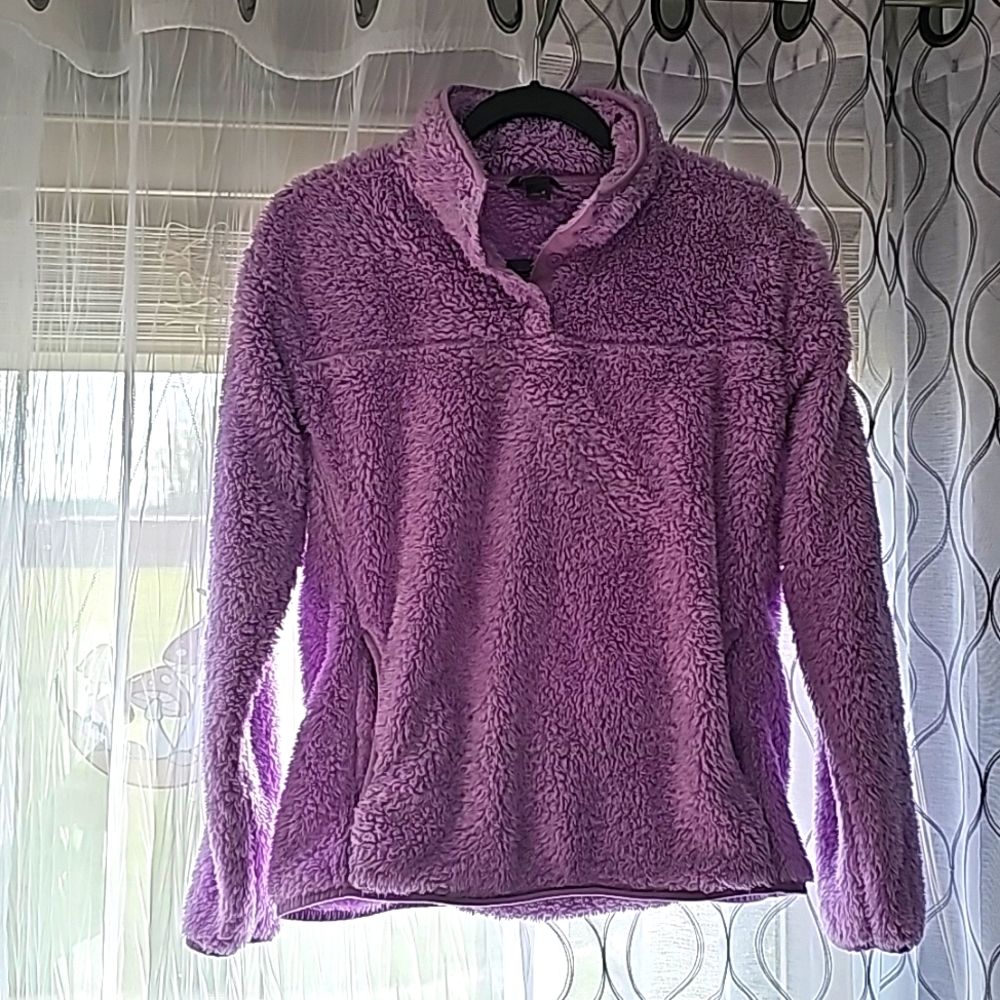 Eddie Bauer fleece pullover
